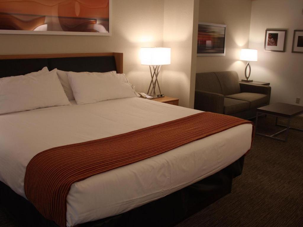 Holiday Inn Express Munising-Lakeview Hotel By Ihg エクステリア 写真