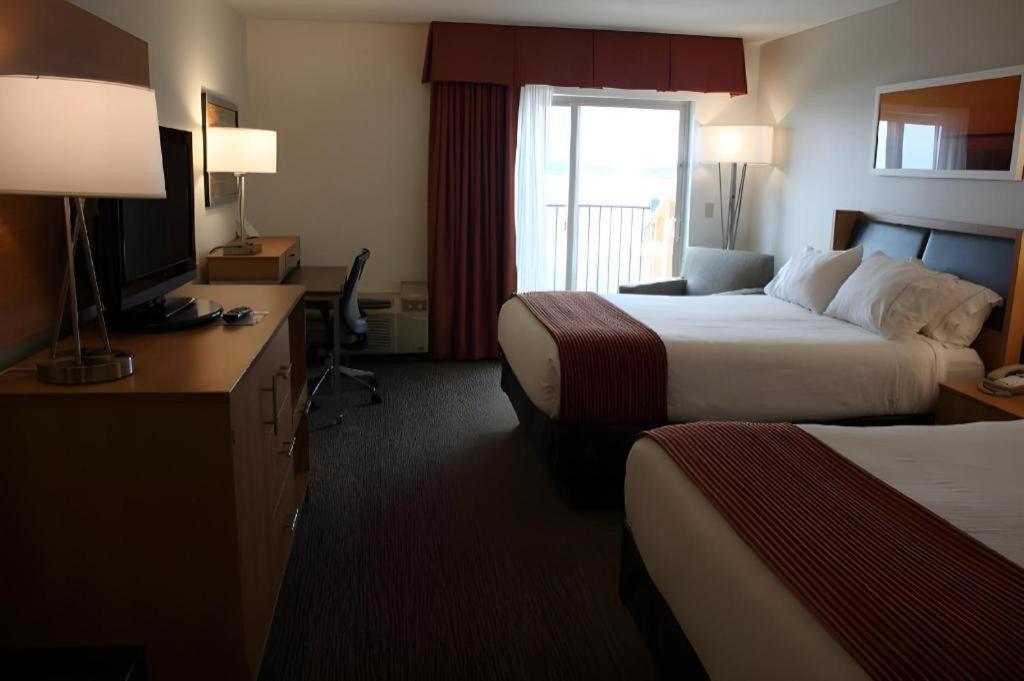 Holiday Inn Express Munising-Lakeview Hotel By Ihg エクステリア 写真