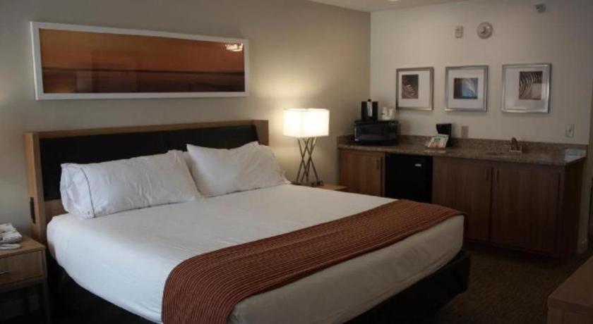 Holiday Inn Express Munising-Lakeview Hotel By Ihg エクステリア 写真