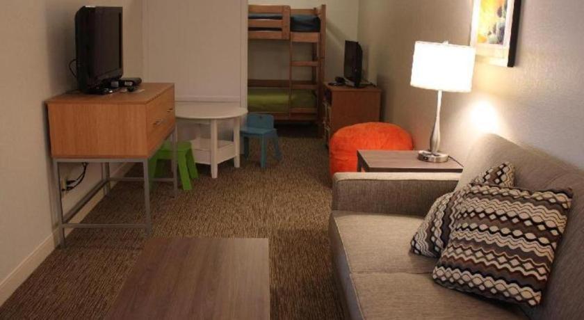 Holiday Inn Express Munising-Lakeview Hotel By Ihg エクステリア 写真