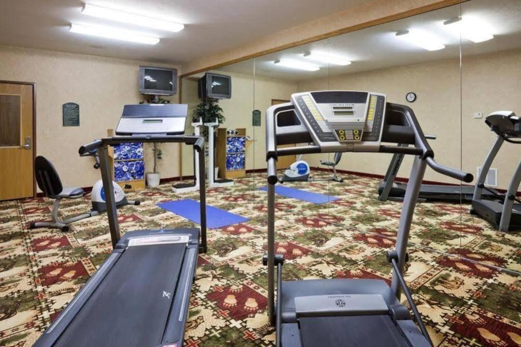 Holiday Inn Express Munising-Lakeview Hotel By Ihg エクステリア 写真